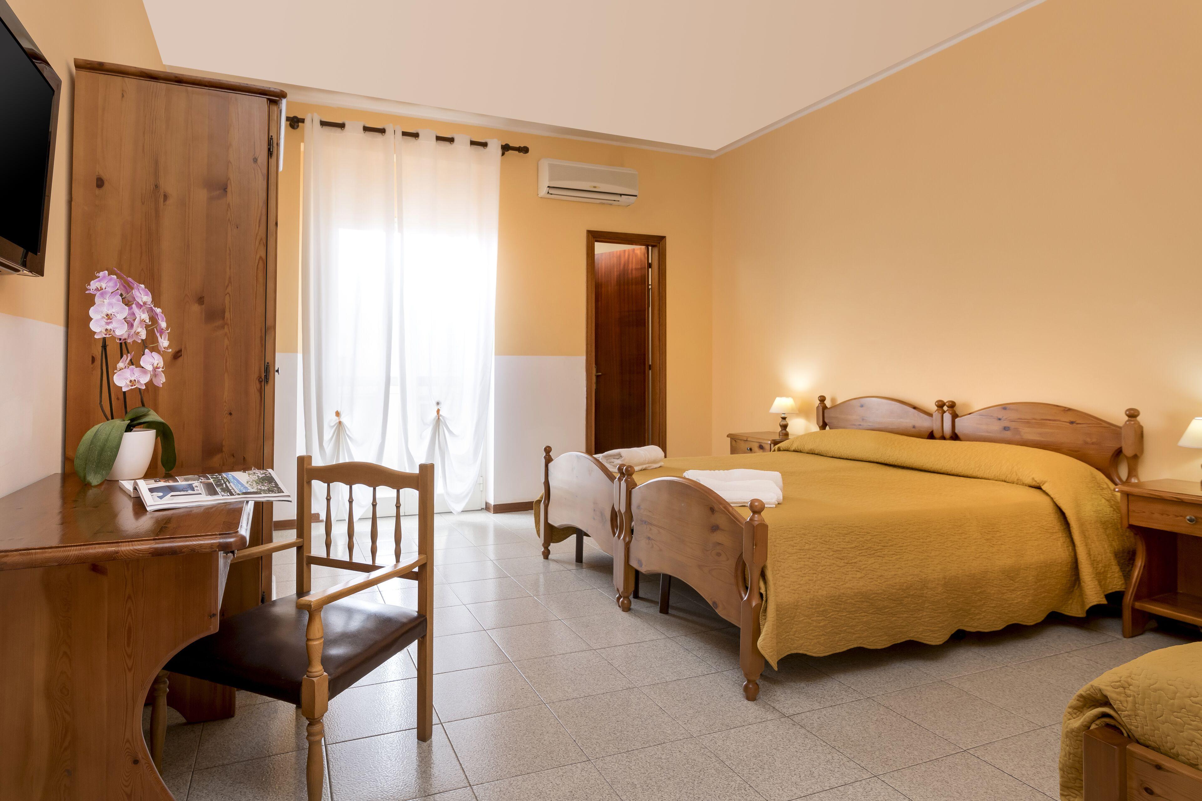Triple Room,927544258:JPEG