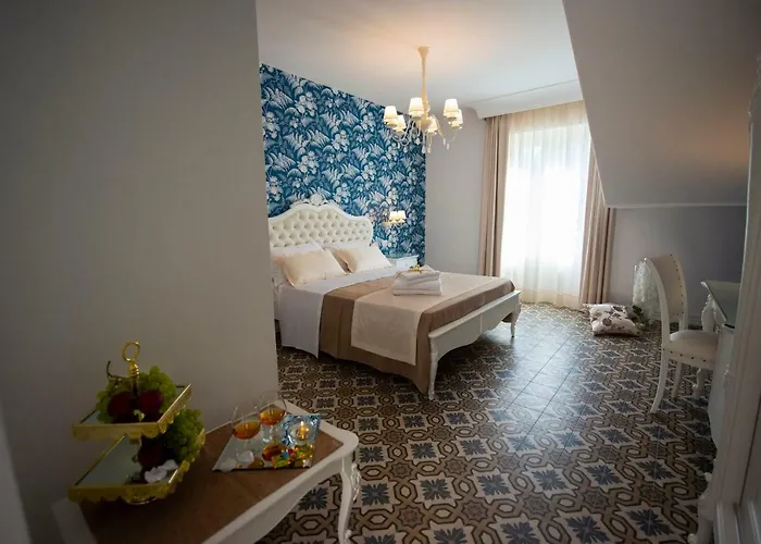  Sui Generis Tropea Luxury Rooms